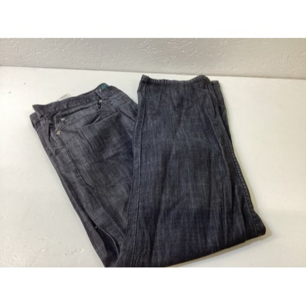 Perry Ellis Men's Slim Fit Stretch Jeans Size 36x32 Black Mid‎ Rise Smoke Free